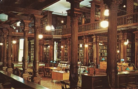 Wooden columns and bookcases in the Othmer library